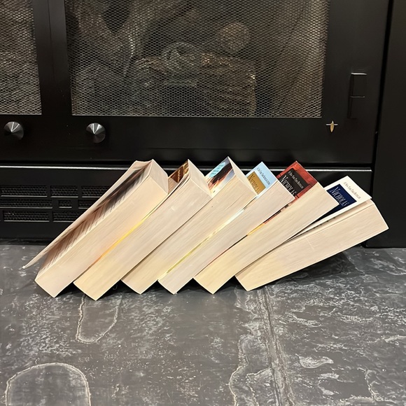 6 Nicholas Sparks Books - Picture 3 of 5